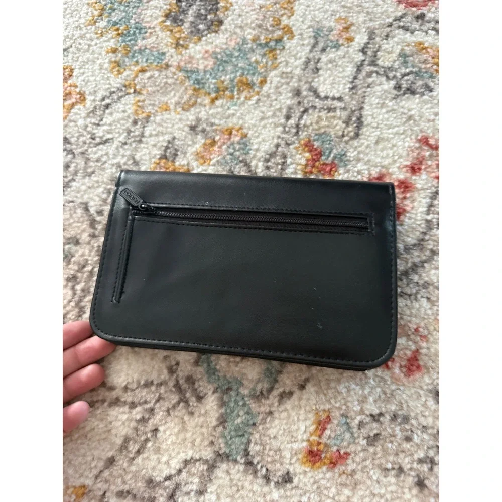 Buxton Black Leather Organizer Clutch Wallet with Mirror and‎ Gold Hardware